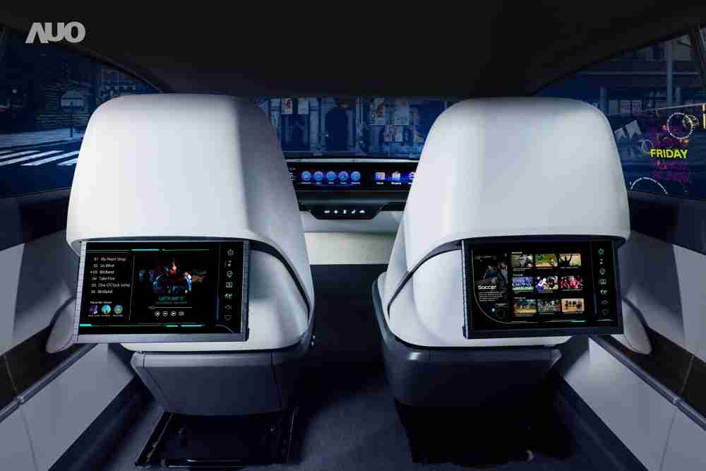 传奇国际新一代Smart Cockpit 2024，，，，以Micro LED先进显示技术优势，，，，创建〝可卷式后座娱乐显示器〞，，，仅在互动时才显示出所需画面及信息，，，，扩充更丰富的娱乐和交互信息服务，，，，获国际奖项荣耀